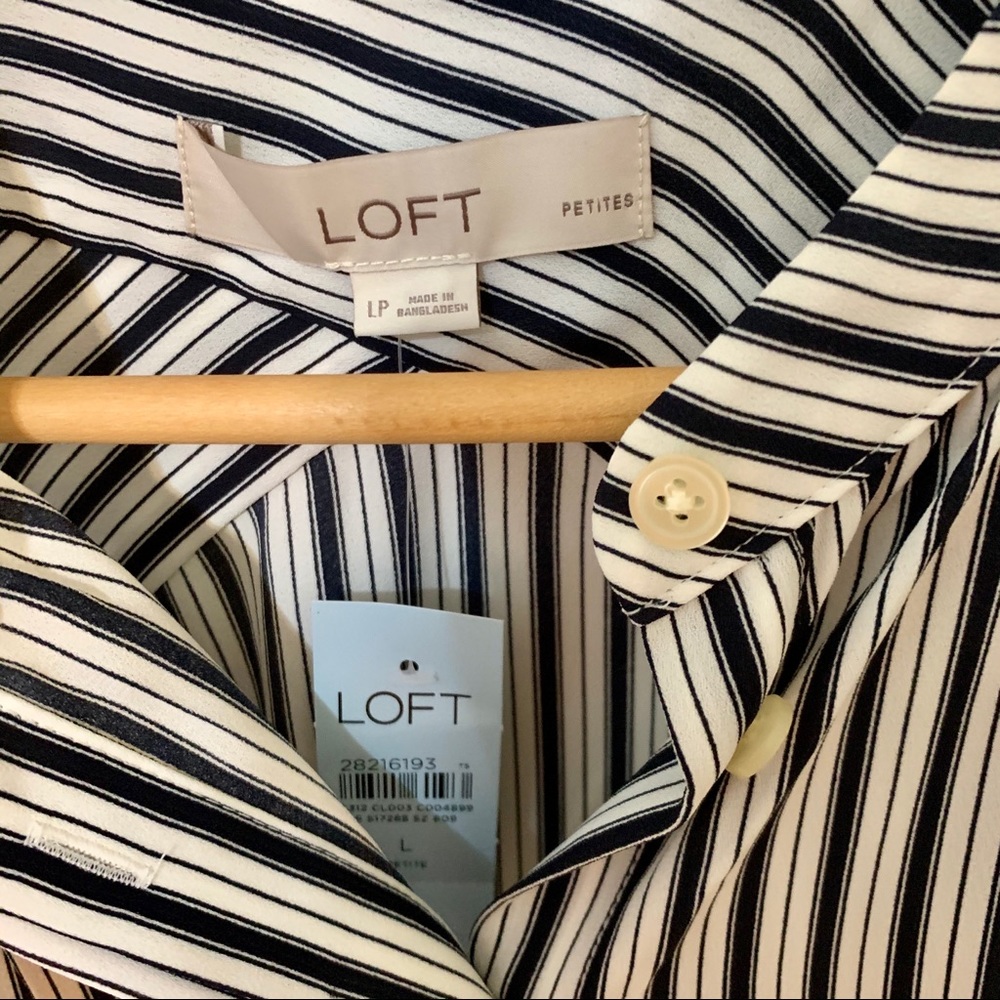 LOFT Button-down shirt, Blouse, Loose fit - Picture 2 of 5